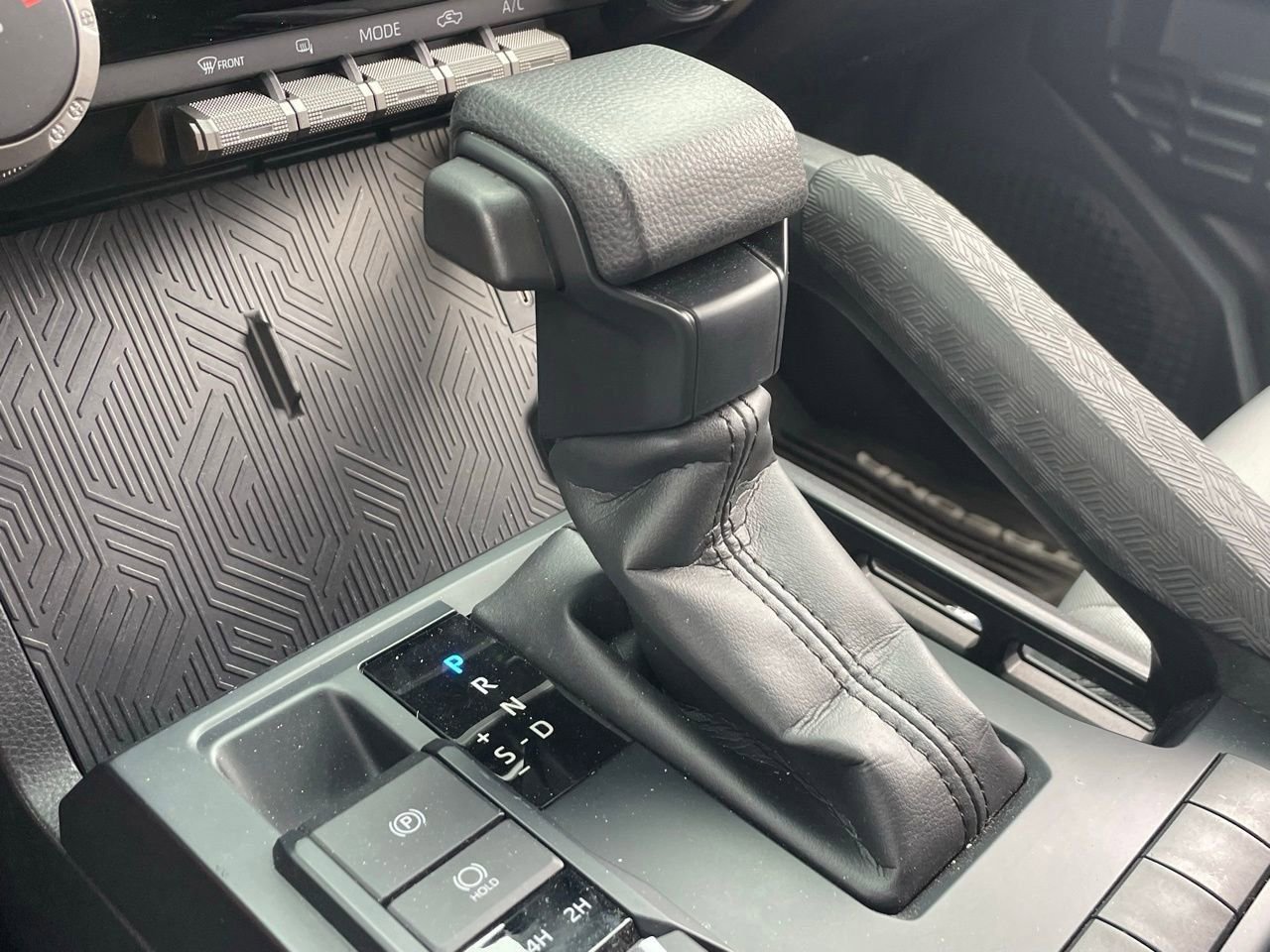 Used 2025 Toyota Tacoma SR5 image 8