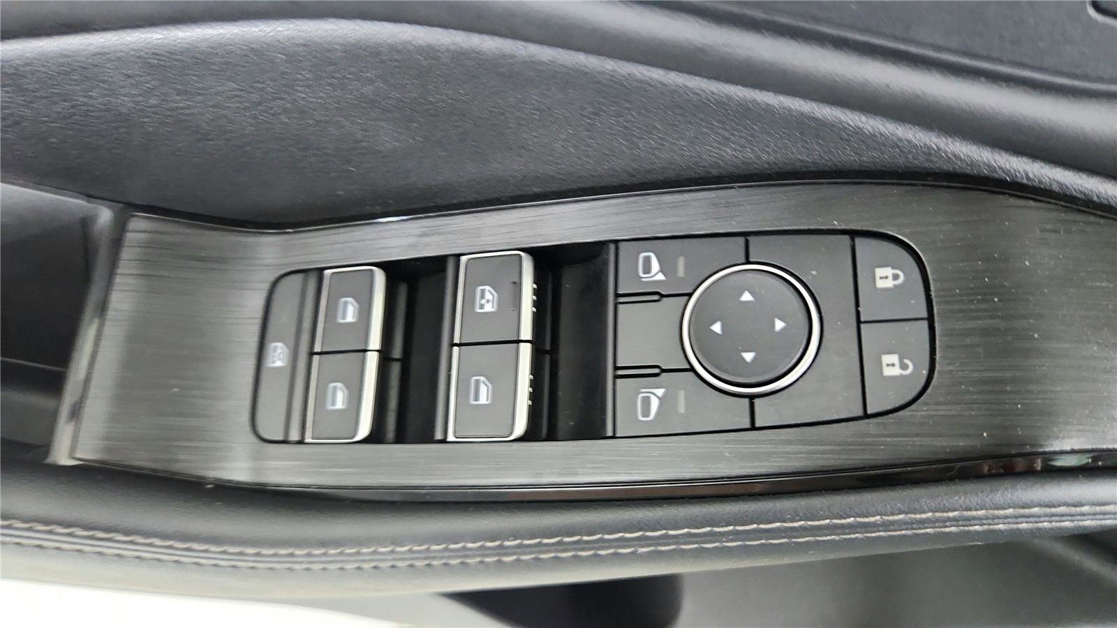 Certified 2023 Nissan Rogue SL image 10