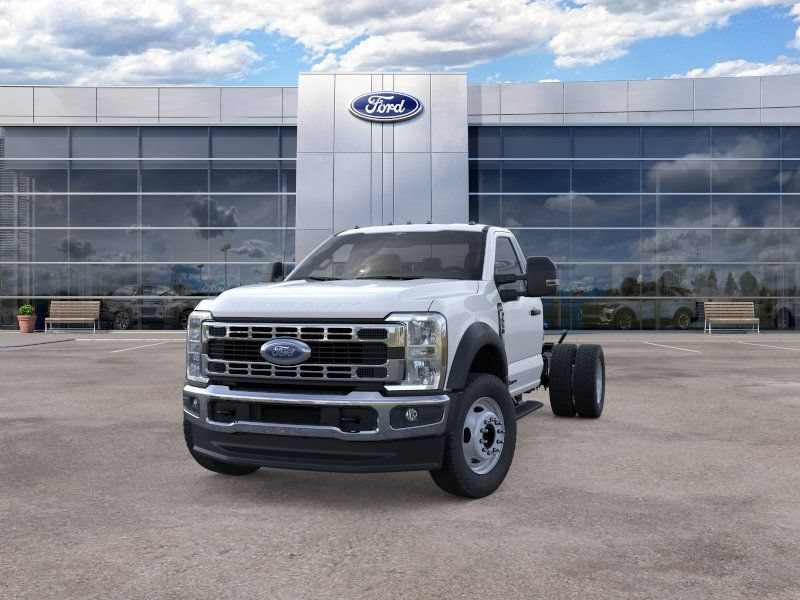 New 2026 Ford F550 4x4 Regular Cab Super Duty w/ XL Chrome Package image 2