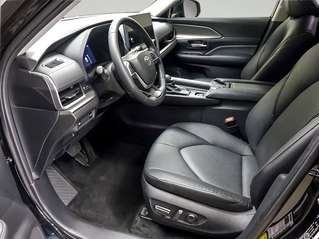 Certified 2024 Toyota Grand Highlander XLE image 9