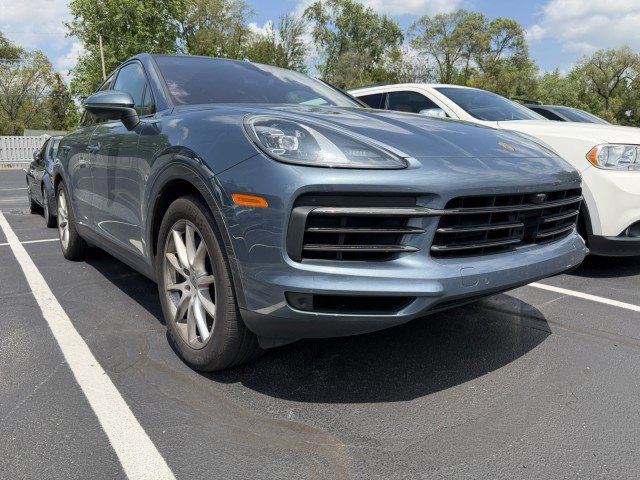 Used 2020 Porsche Cayenne AWD/4WD image 1