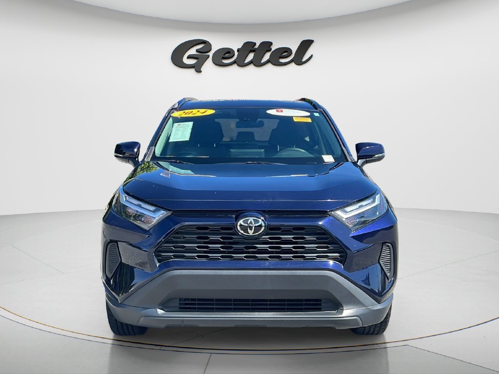 Used 2024 Toyota RAV4 XLE w/ Convenience Package FWD image 2