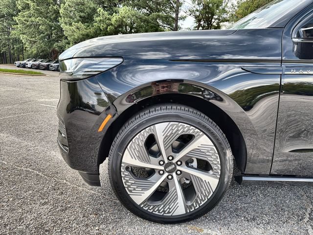 New 2027 Lincoln Navigator L Black Label AWD/4WD image 10