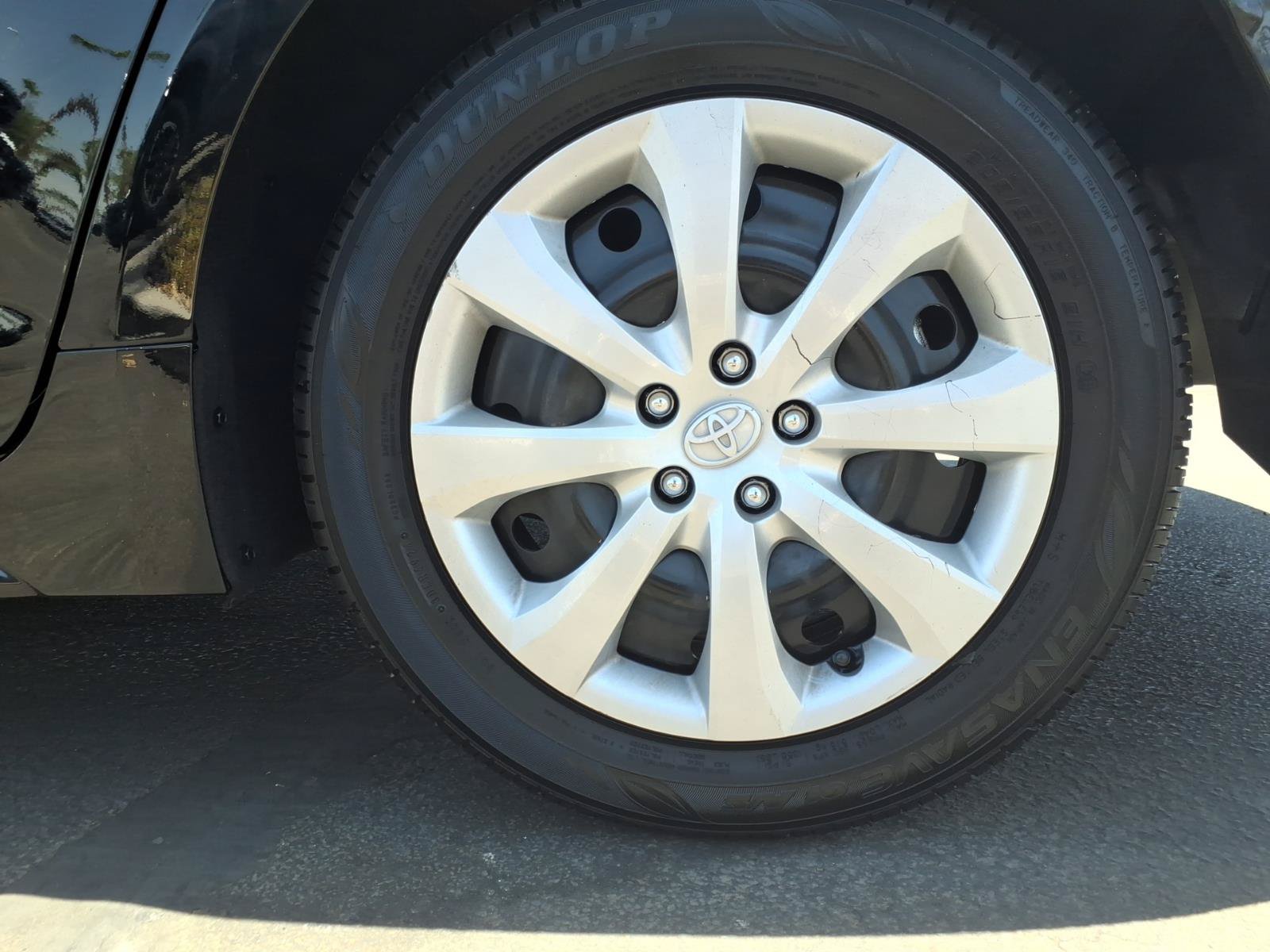 Certified 2025 Toyota Corolla LE FWD image 9