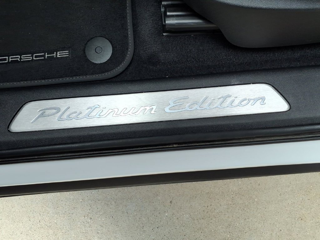 Used 2023 Porsche Cayenne S Platinum AWD/4WD image 35