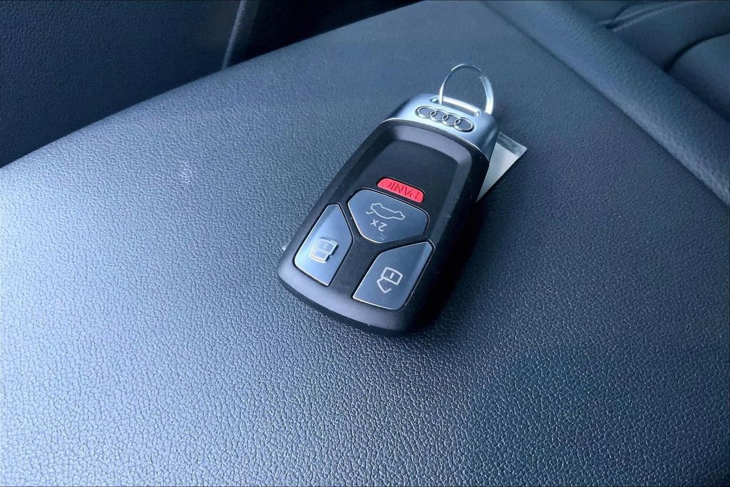 Certified 2023 Audi Q5 2.0T Premium w/ Convenience Package image 14