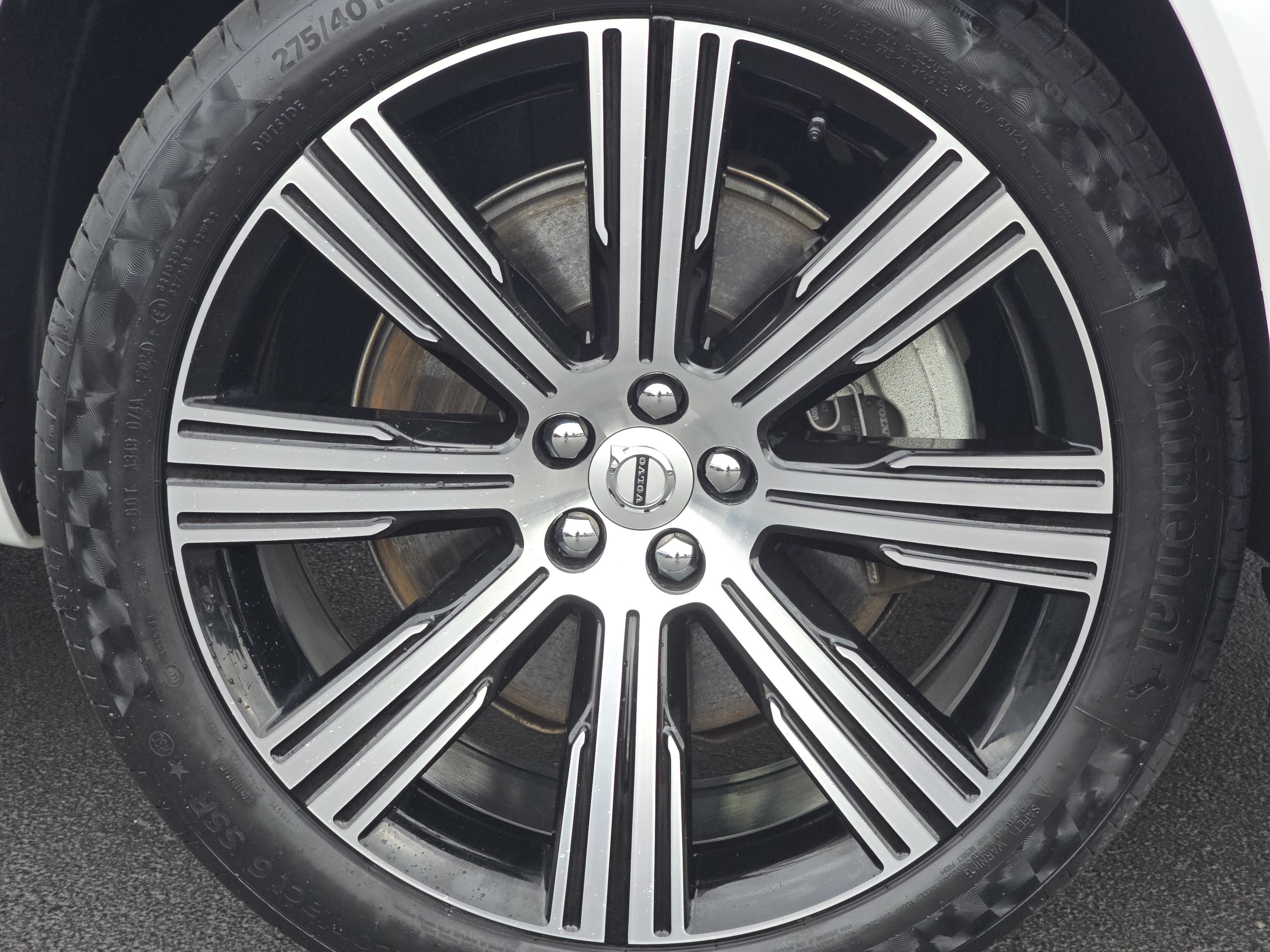 Used 2023 Volvo XC90 T8 Plus AWD/4WD image 16