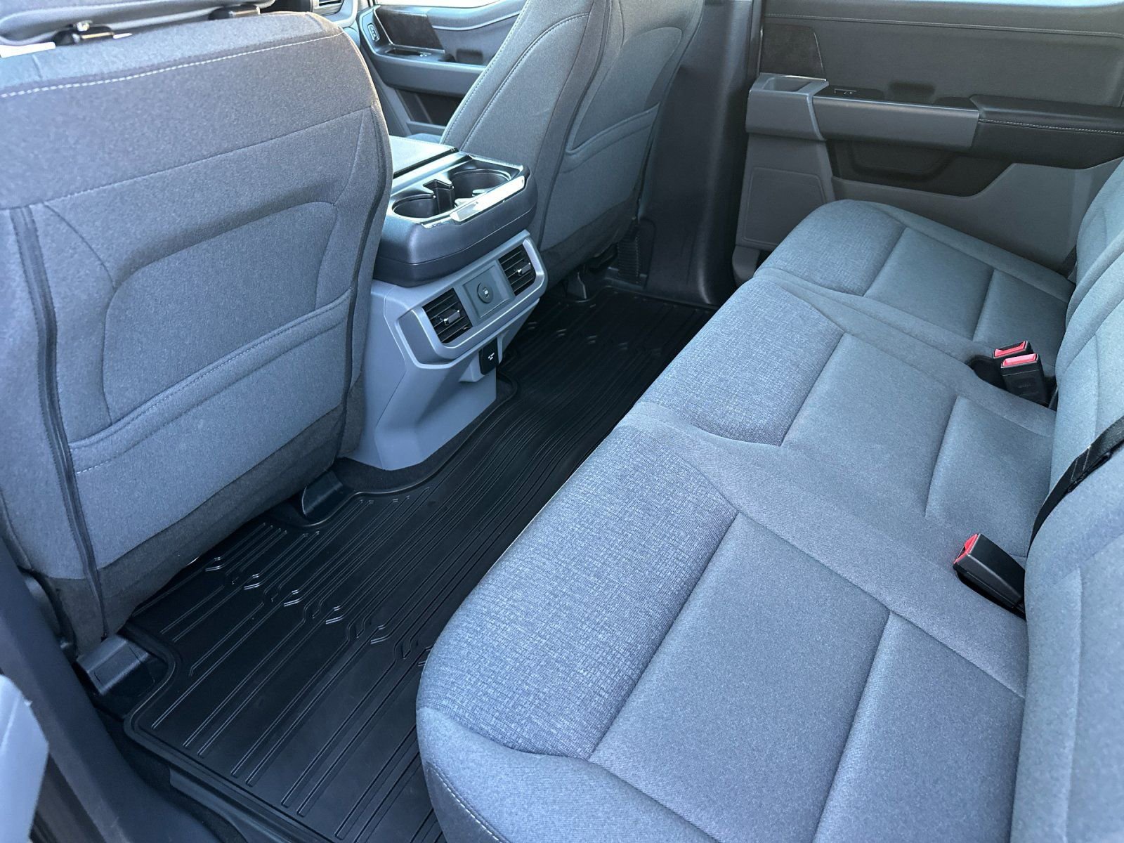 Used 2025 Ford F150 Lightning XLT image 14