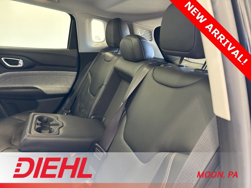 Used 2022 Jeep Compass Latitude w/ Sun and Sound Group image 15