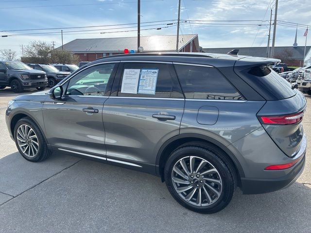 Used 2025 Lincoln Corsair Reserve w/ Equipment Group 202A image 5