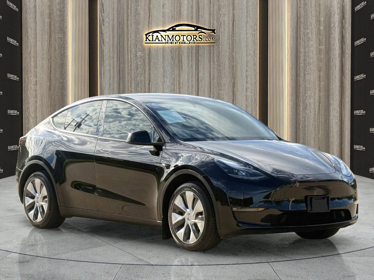 Used 2024 Tesla Model Y Long Range