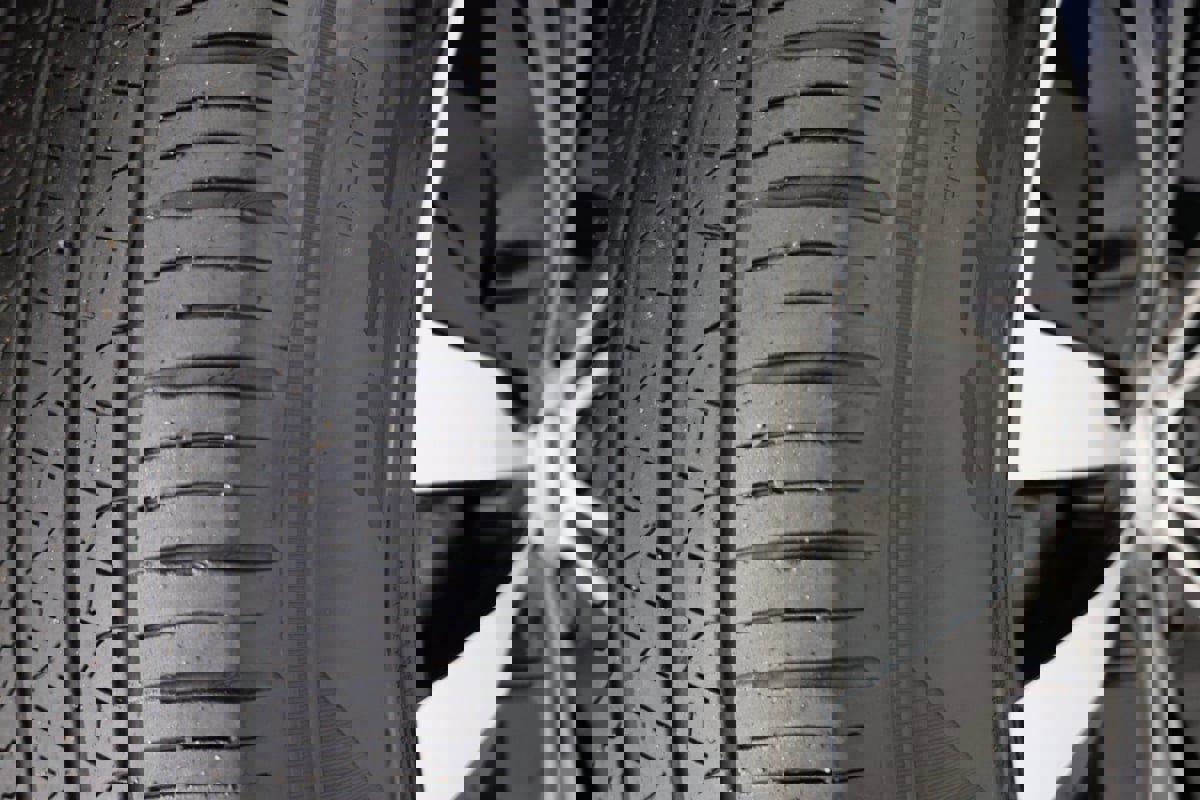 Used 2024 Volvo XC60 T8 Core image 16