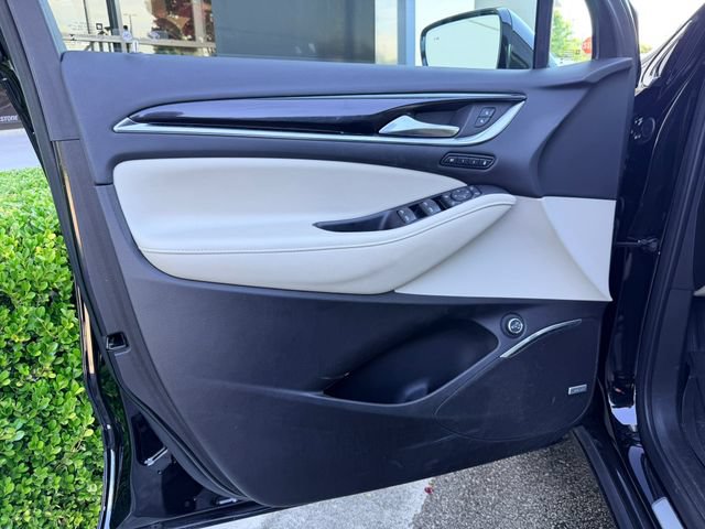 Used 2020 Buick Enclave Premium w/ Surround and Sites Package FWD image 10