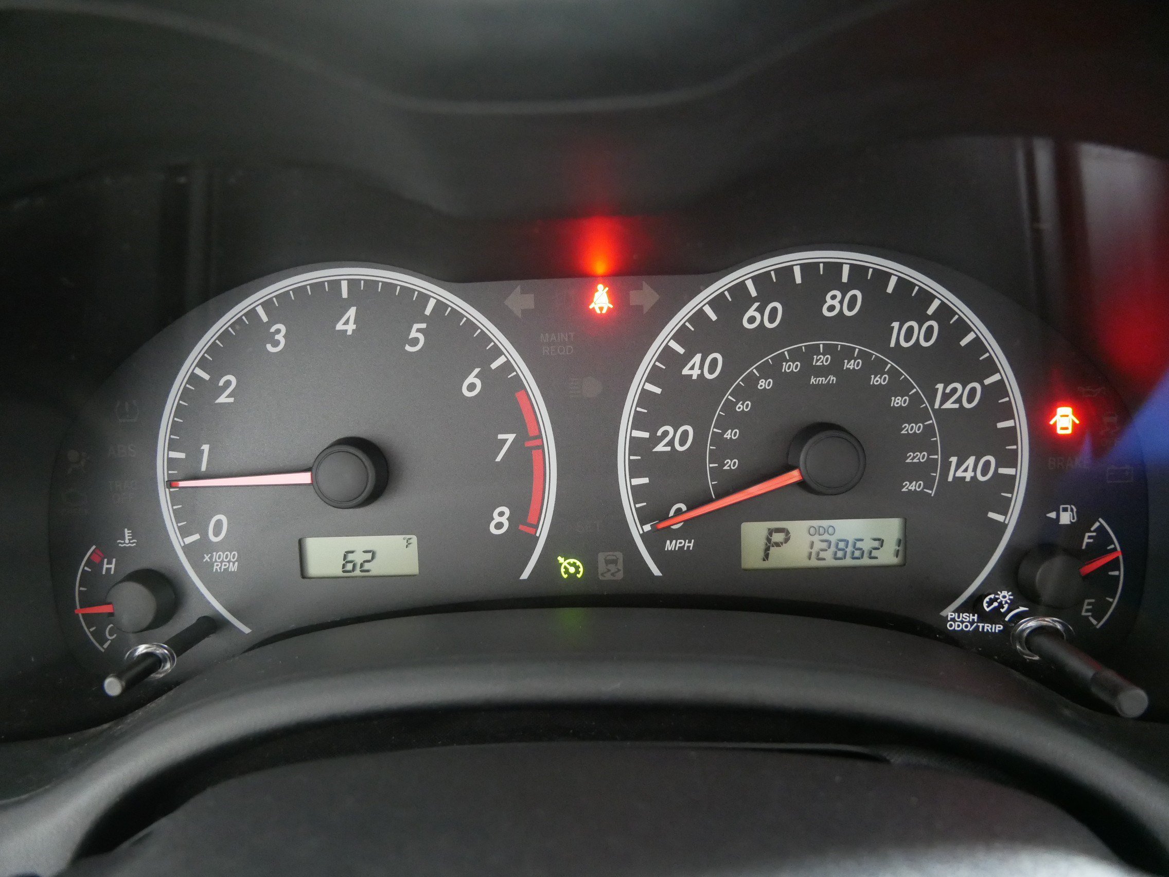 Used 2013 Toyota Corolla LE FWD image 21