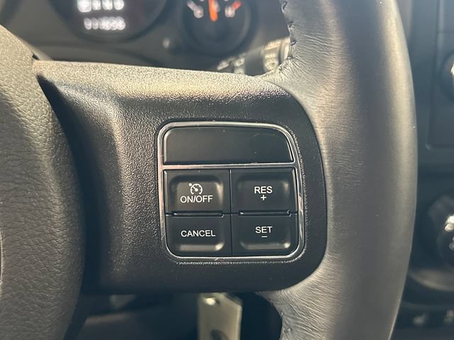 Used 2017 Jeep Patriot High Altitude FWD image 27