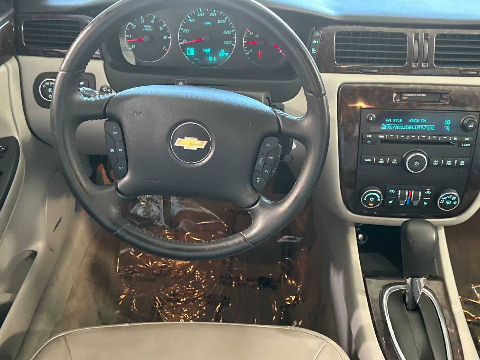 Used 2014 Chevrolet Impala LTZ FWD image 15