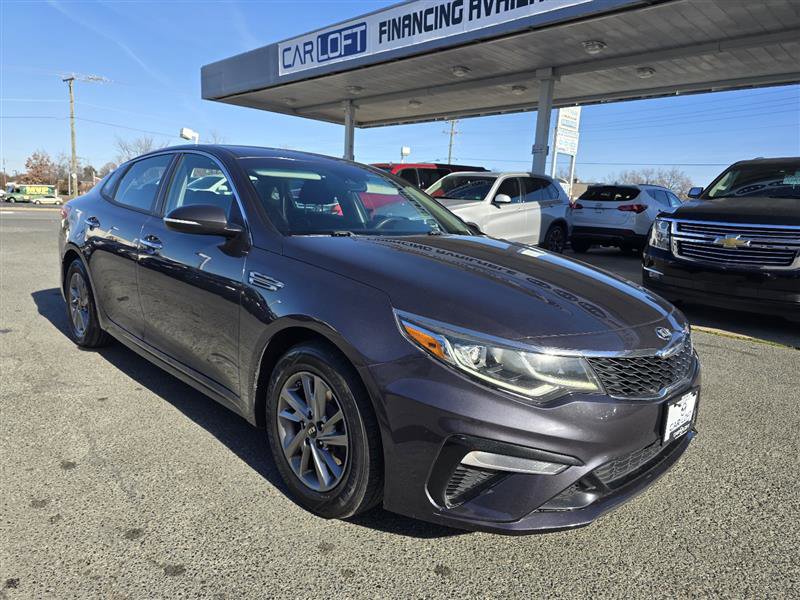 Used 2019 Kia Optima LX image 4
