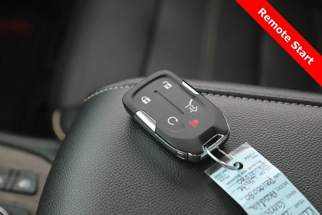 Used 2023 GMC Acadia Denali w/ Denali Ultimate Package image 3