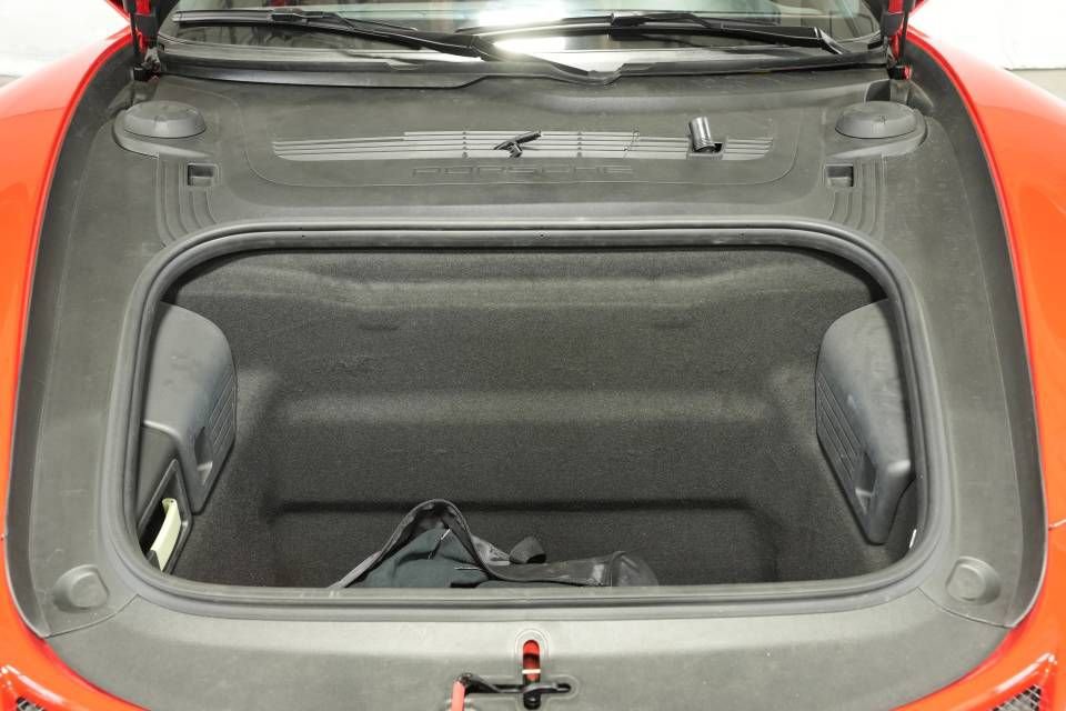 Certified 2019 Porsche 911 Speedster image 28