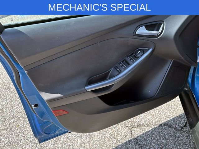Used 2012 Ford Focus Titanium FWD image 15