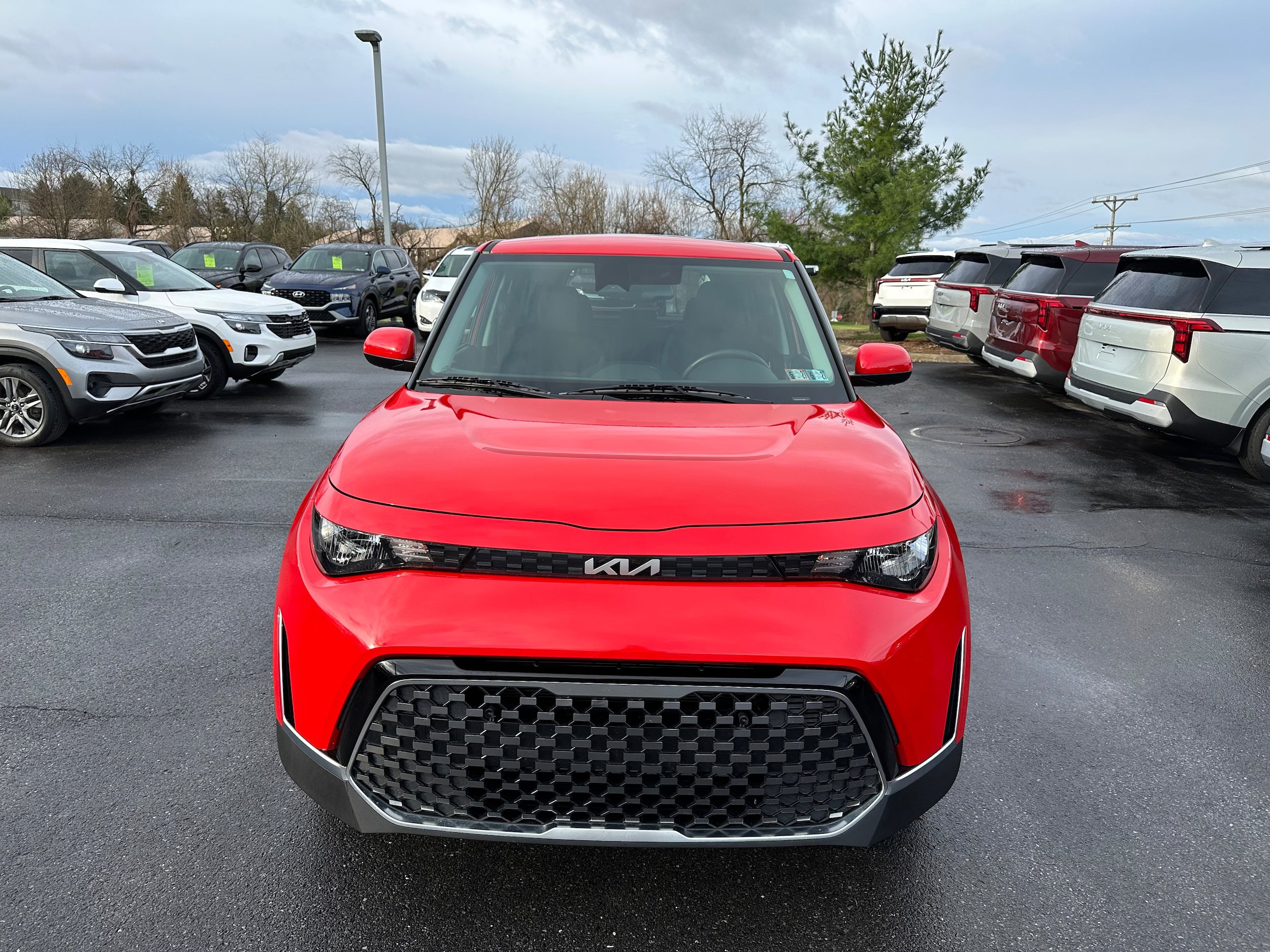 Used 2024 Kia Soul EX image 2