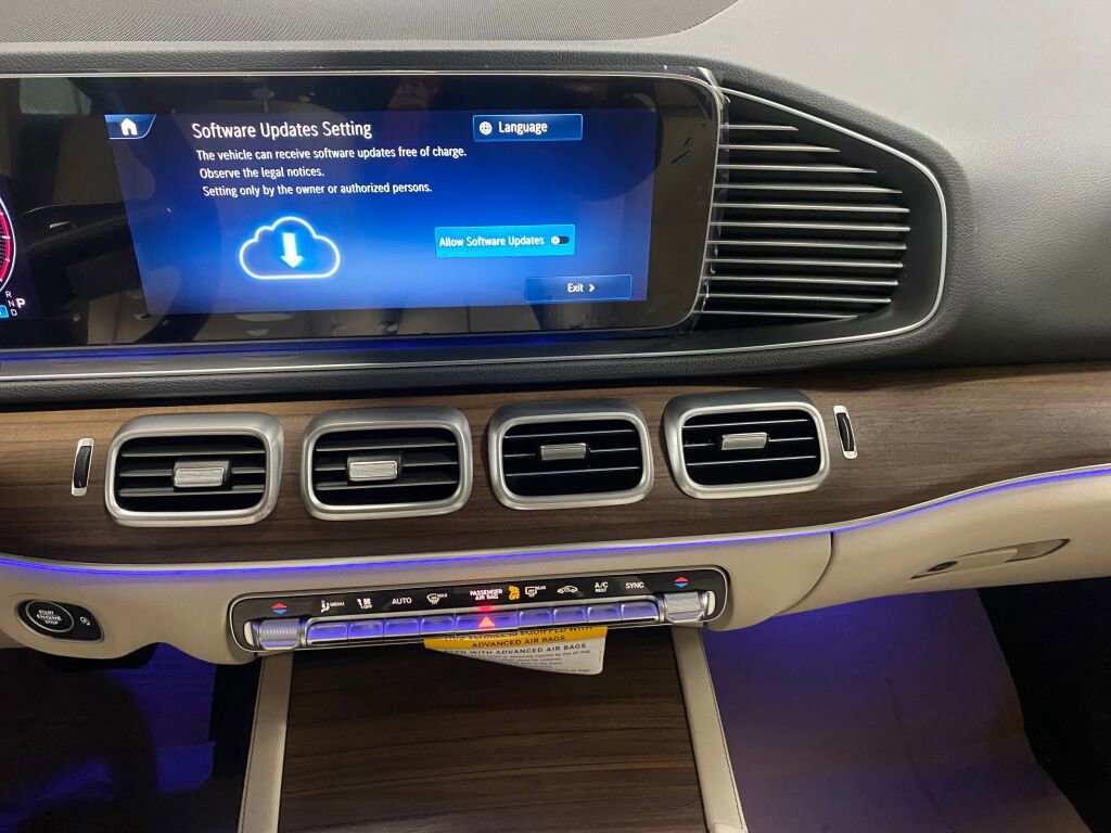 New 2026 Mercedes-Benz GLE 450 4MATIC image 13