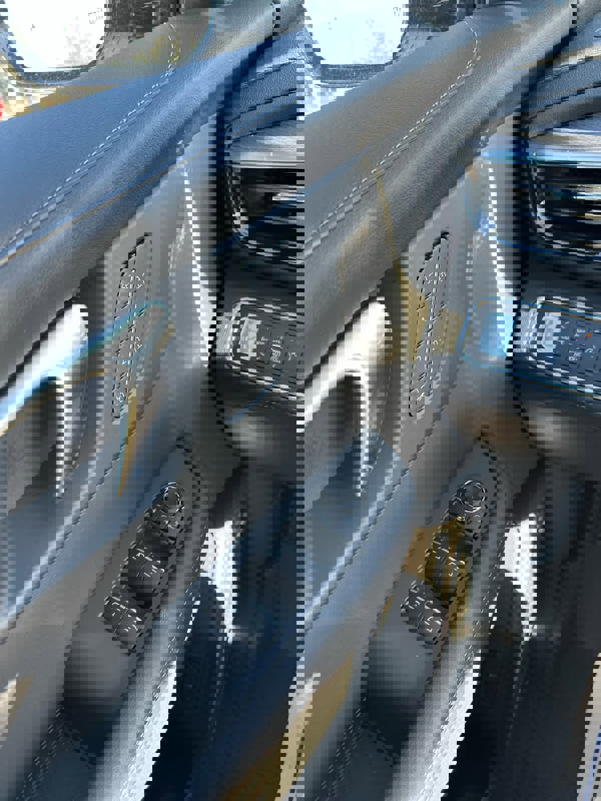 New 2025 Buick Enclave Sport Touring w/ Super Cruise Package image 19