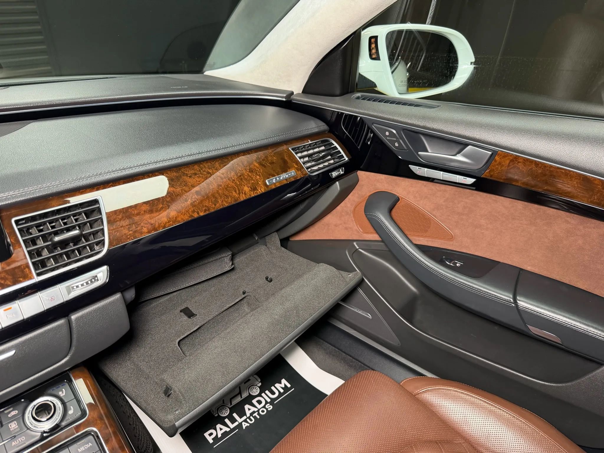 Used 2015 Audi A8 L 4.0T w/ Premium Package image 54