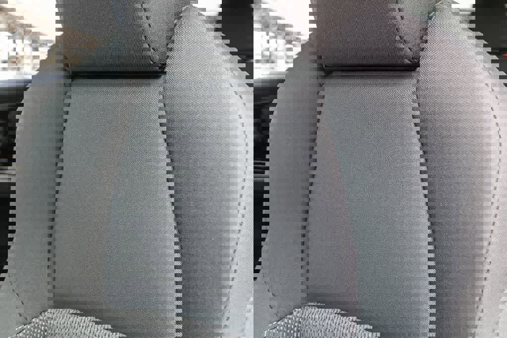 Used 2025 Subaru Solterra Premium image 25