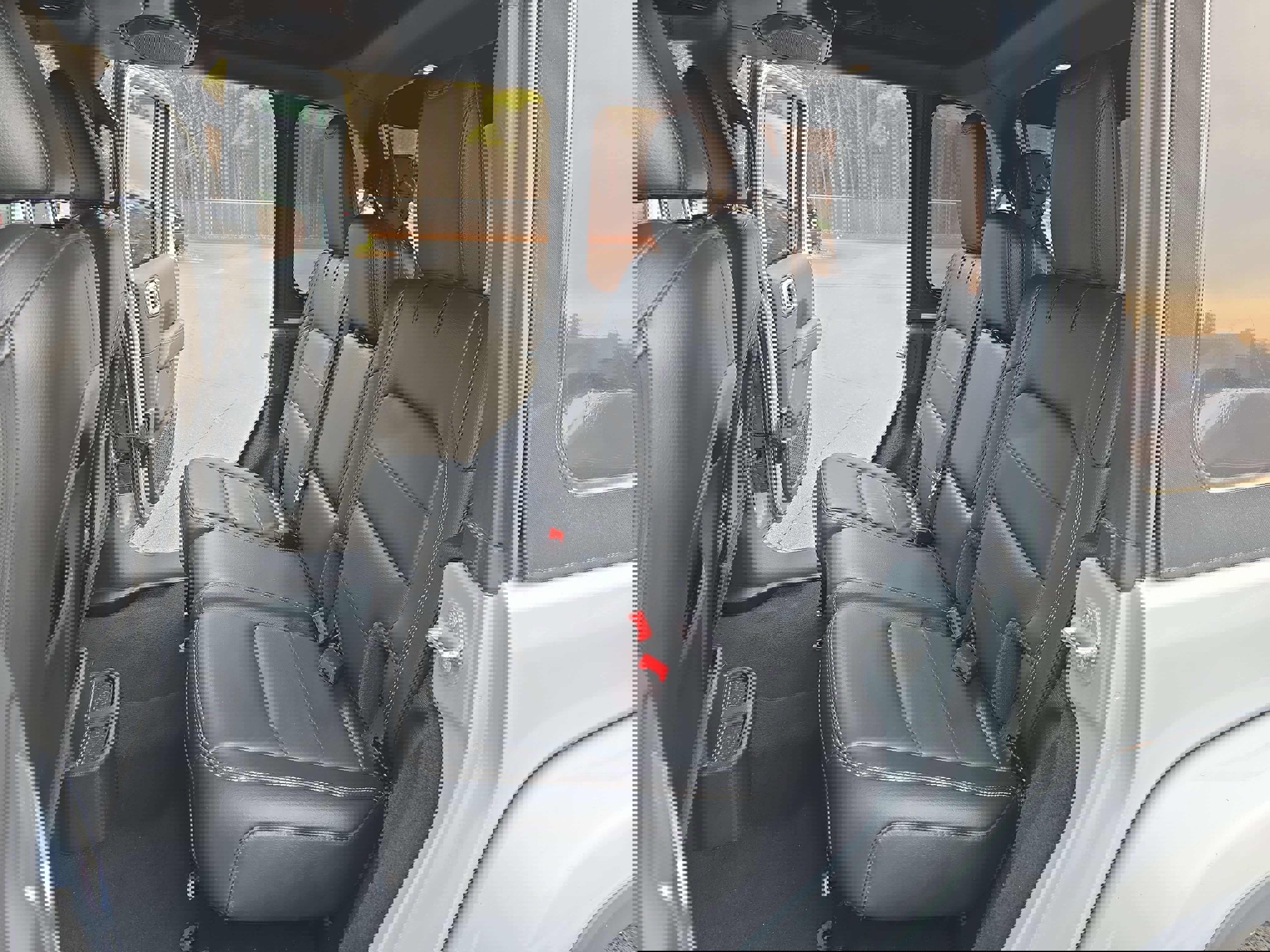 Used 2022 Jeep Wrangler Unlimited Sahara w/ LED Lighting Group image 13