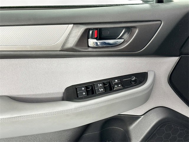 Used 2019 Subaru Outback 2.5i Premium image 24