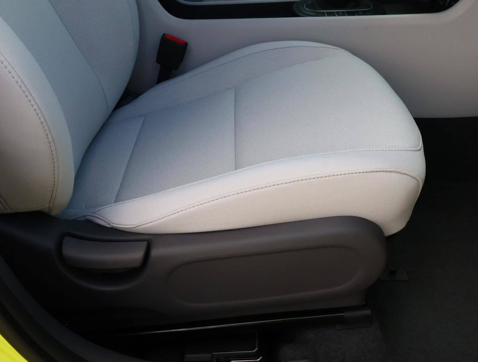 Used 2026 Hyundai Kona SE FWD image 18