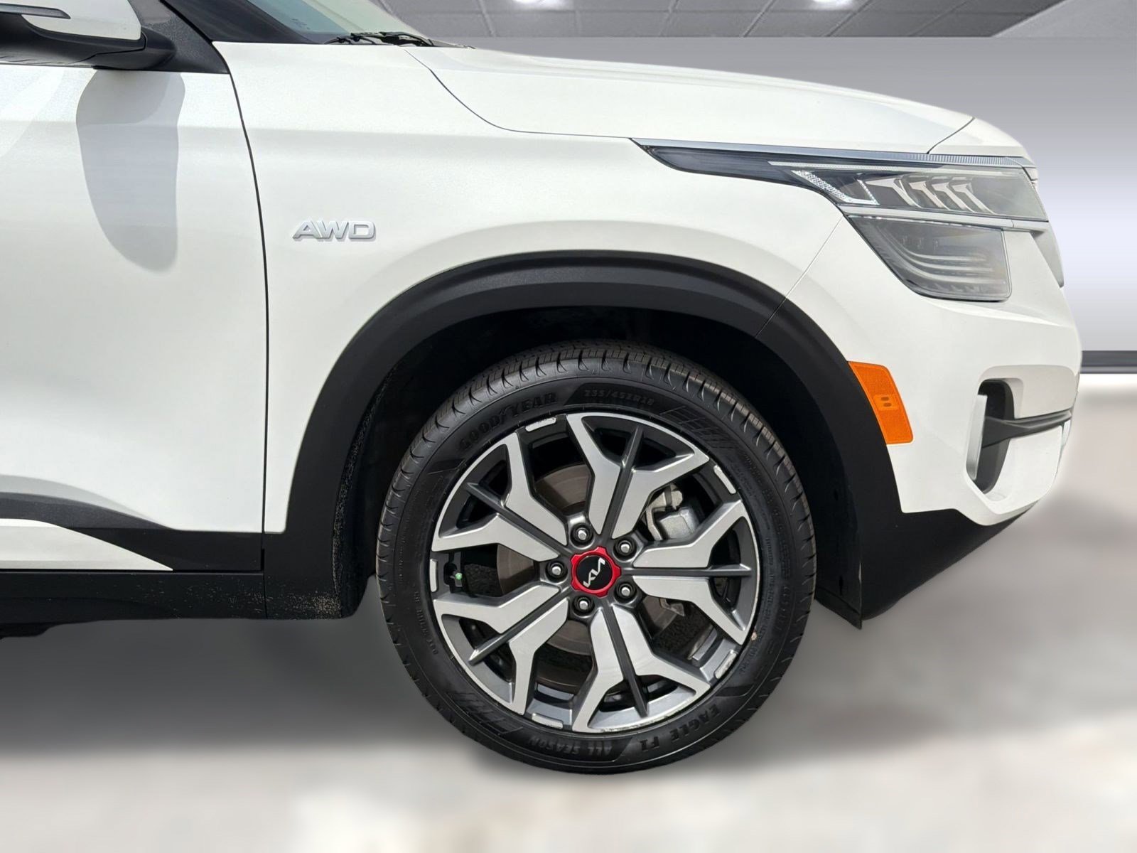 Used 2022 Kia Seltos SX w/ Sunroof Package AWD/4WD image 12