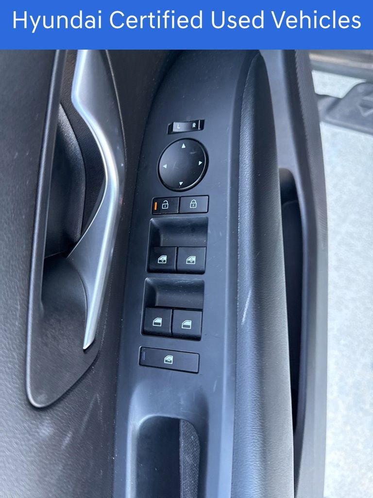 Certified 2025 Hyundai Santa Cruz SEL image 22