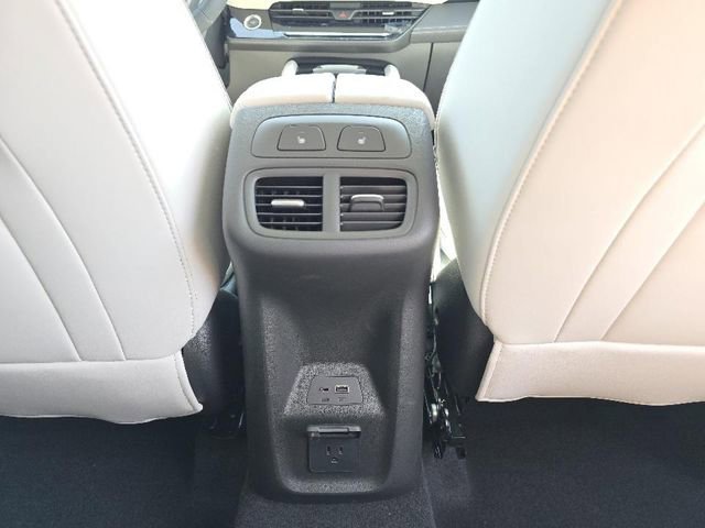 Used 2024 Buick Envision Avenir image 31