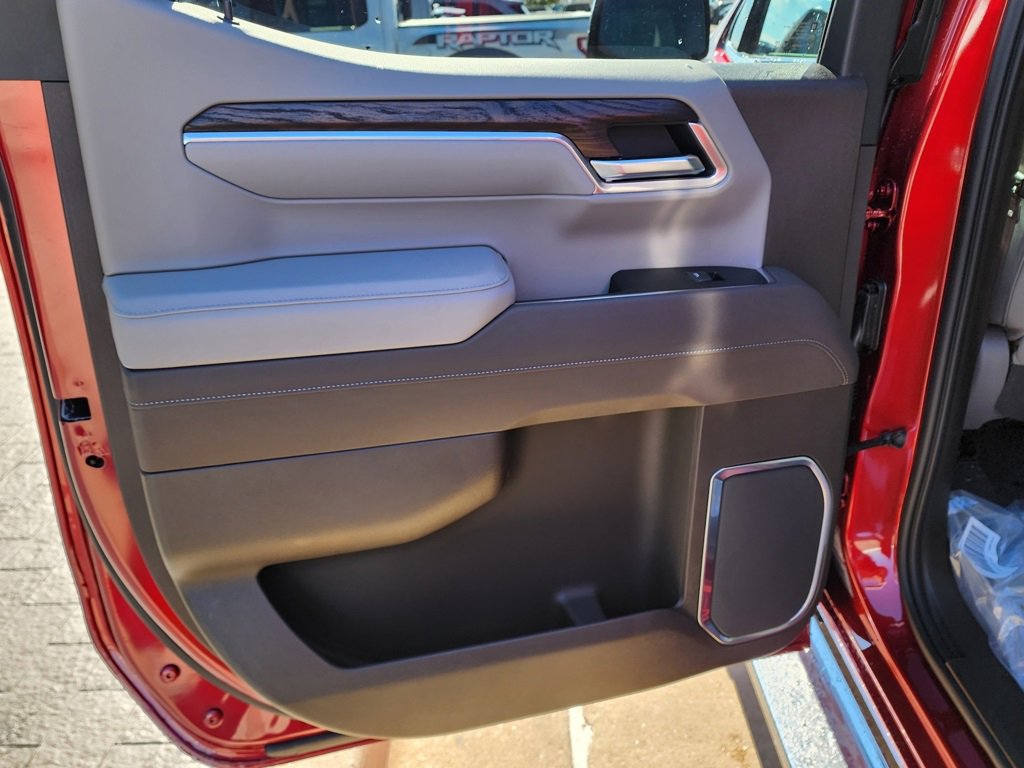 New 2026 GMC Sierra 1500 SLT w/ SLT Premium Plus Package image 42