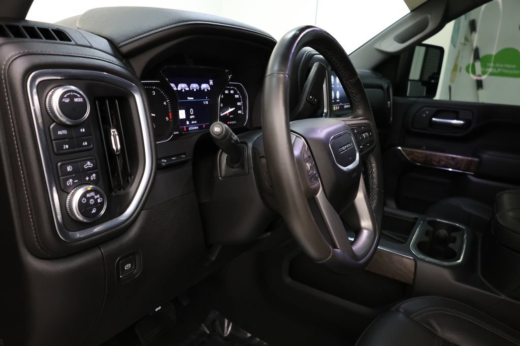 Used 2023 GMC Sierra 2500 Denali w/ Denali Black Diamond Edition AWD/4WD image 88