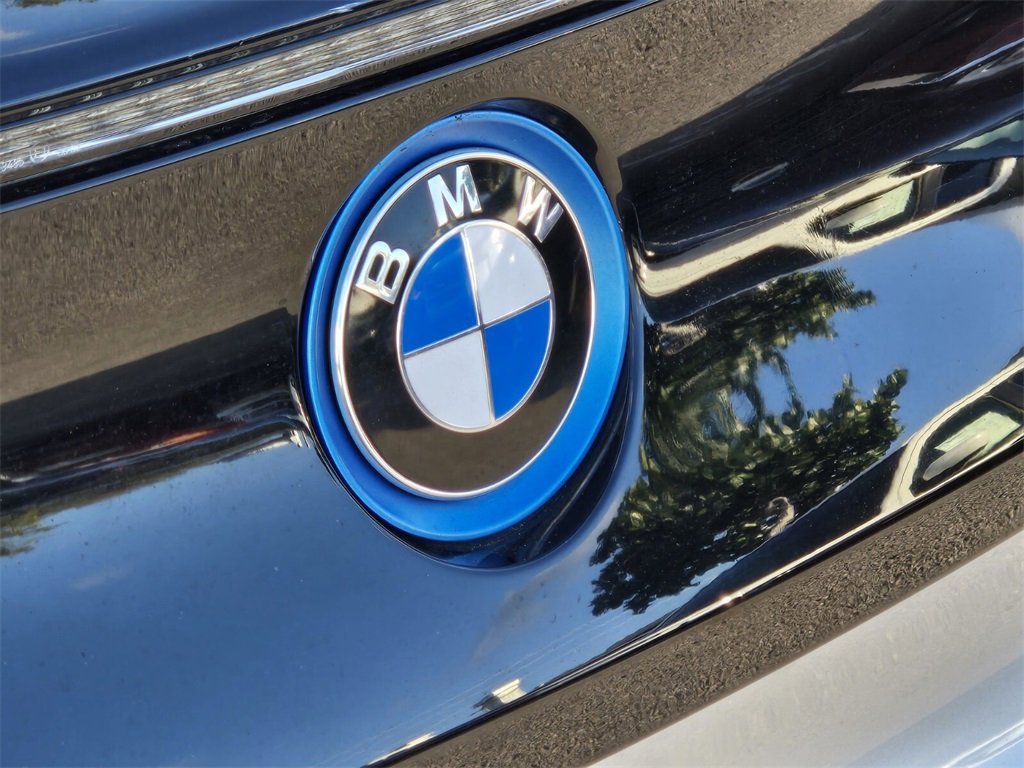 Used 2015 BMW i8 image 8