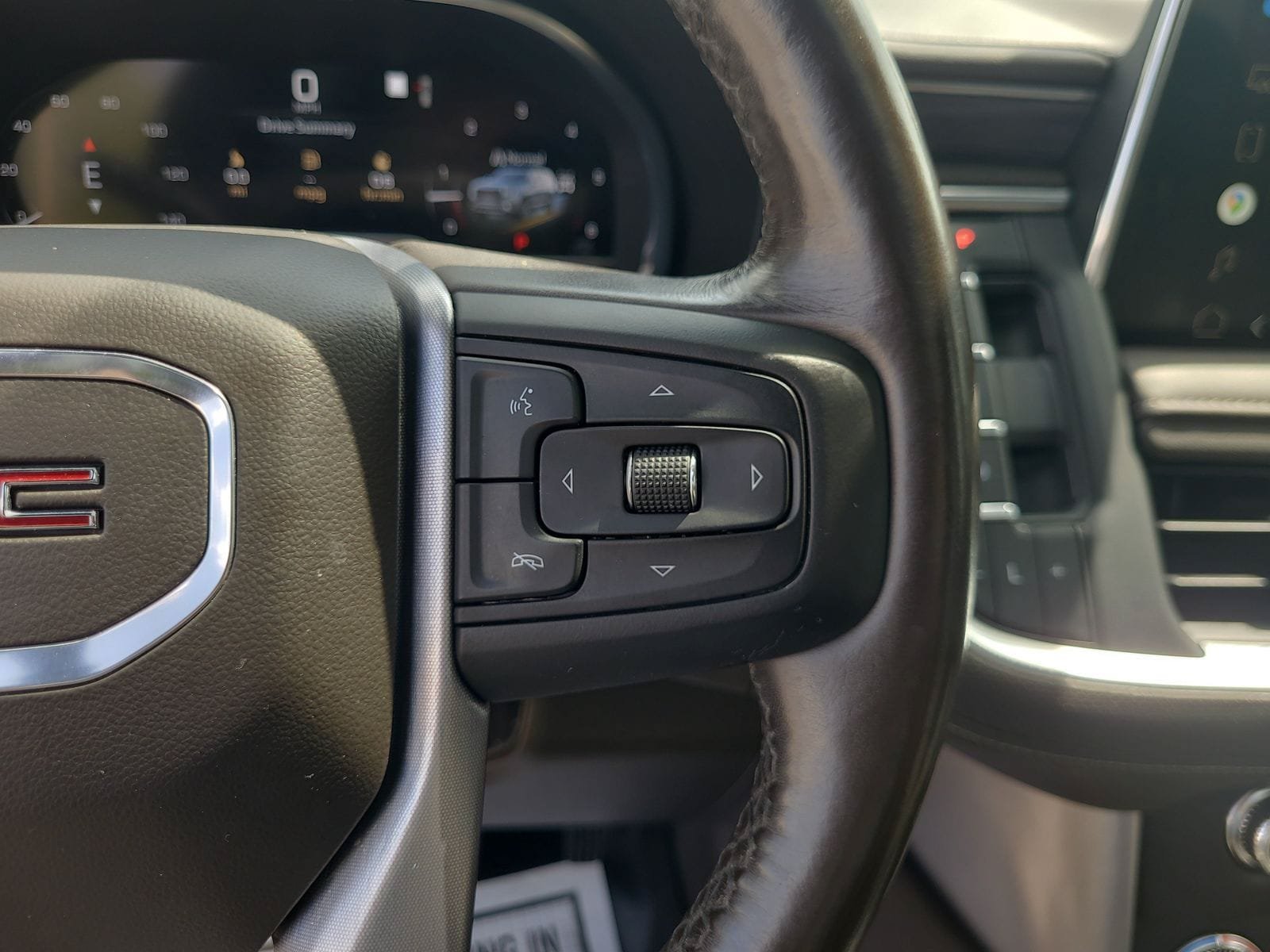 Used 2022 GMC Yukon SLT AWD/4WD image 31