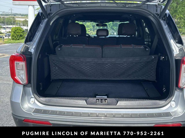 Used 2022 Ford Explorer Platinum w/ Equipment Group 601A AWD/4WD image 18
