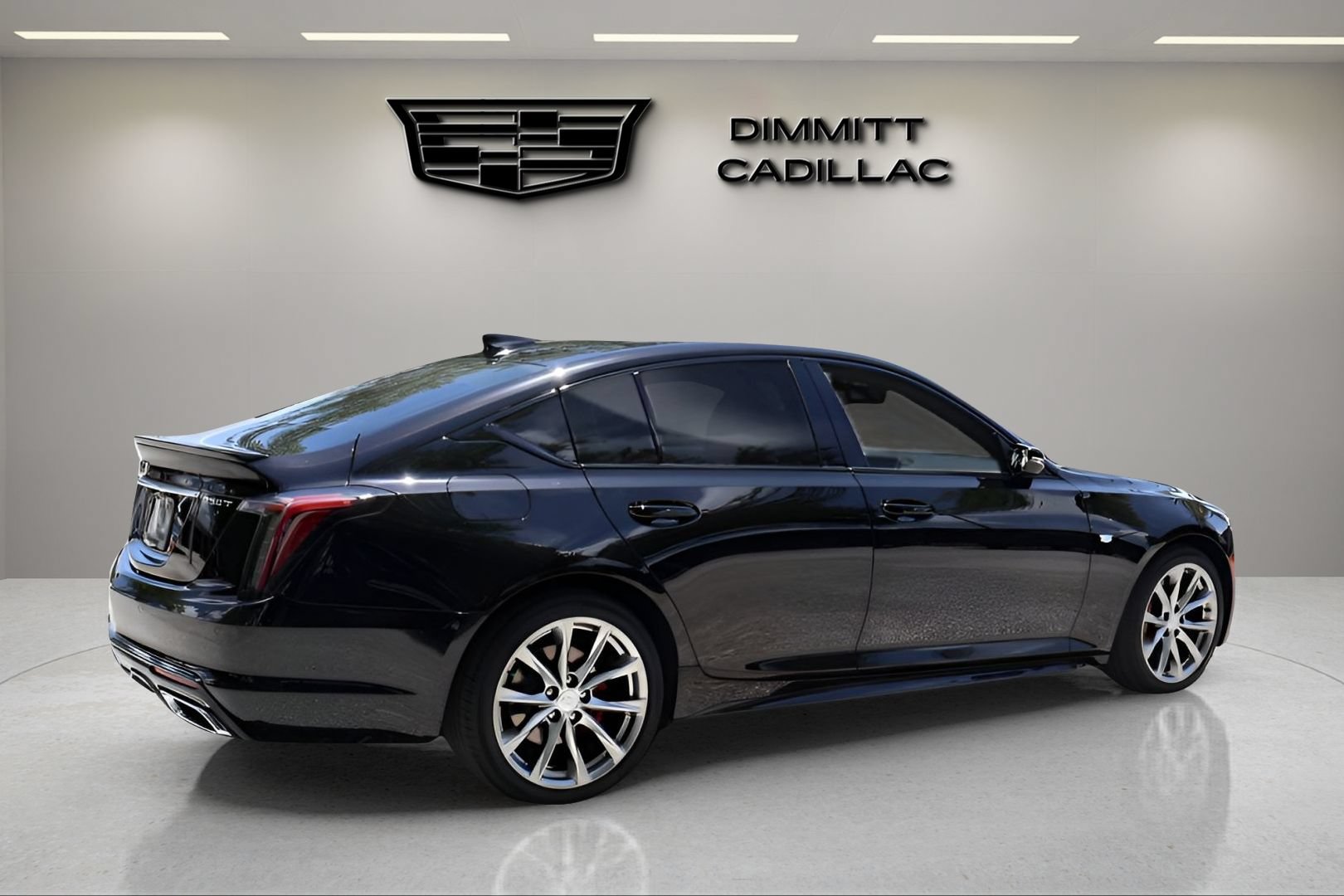 Used 2024 Cadillac CT5 Sport RWD image 5