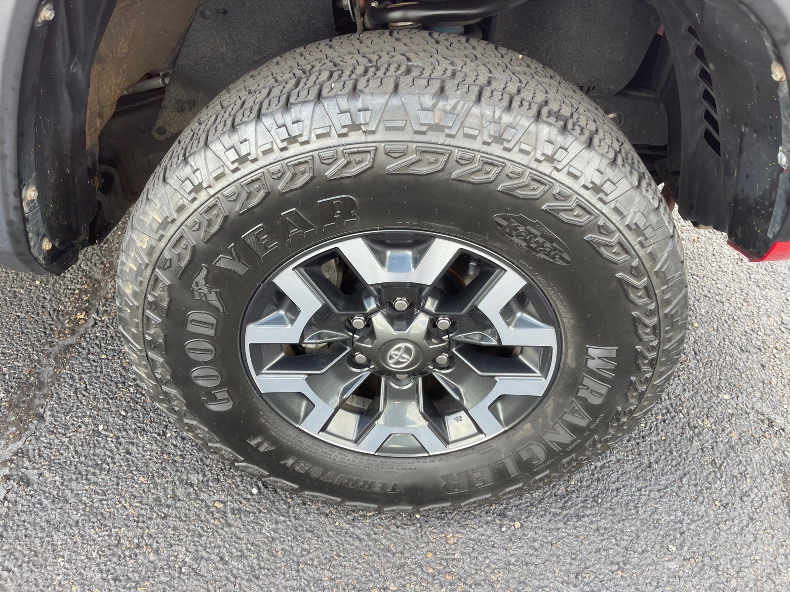 Used 2023 Toyota Tacoma TRD Off-Road AWD/4WD image 22