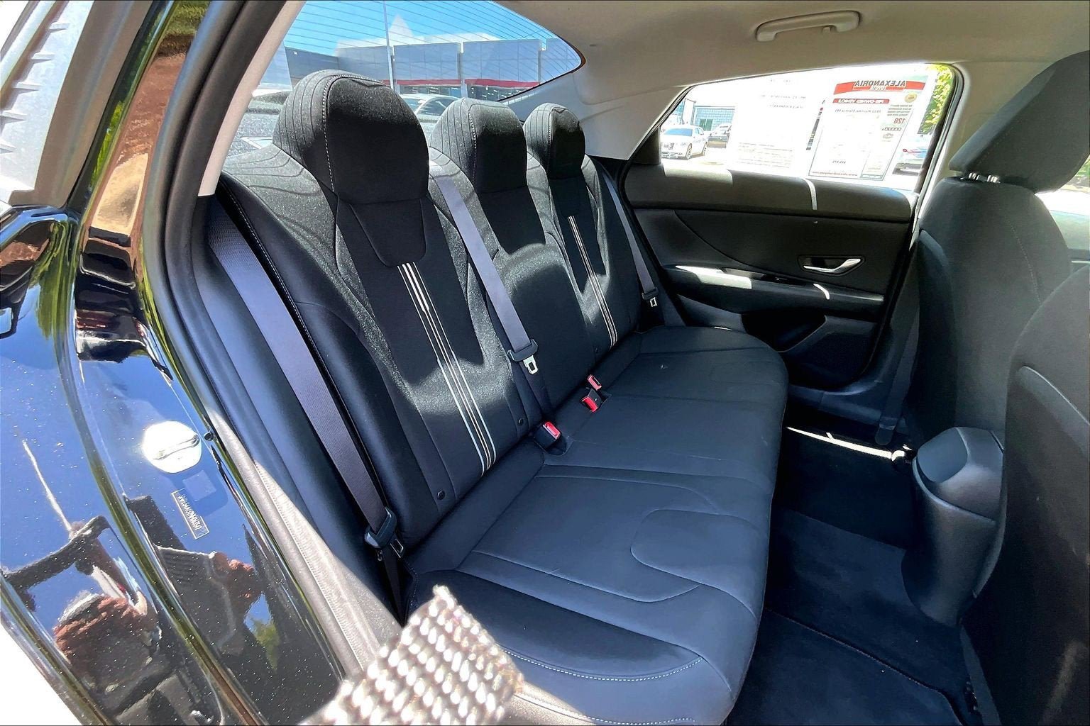 Used 2022 Hyundai Elantra SEL w/ Convenience Package FWD image 24
