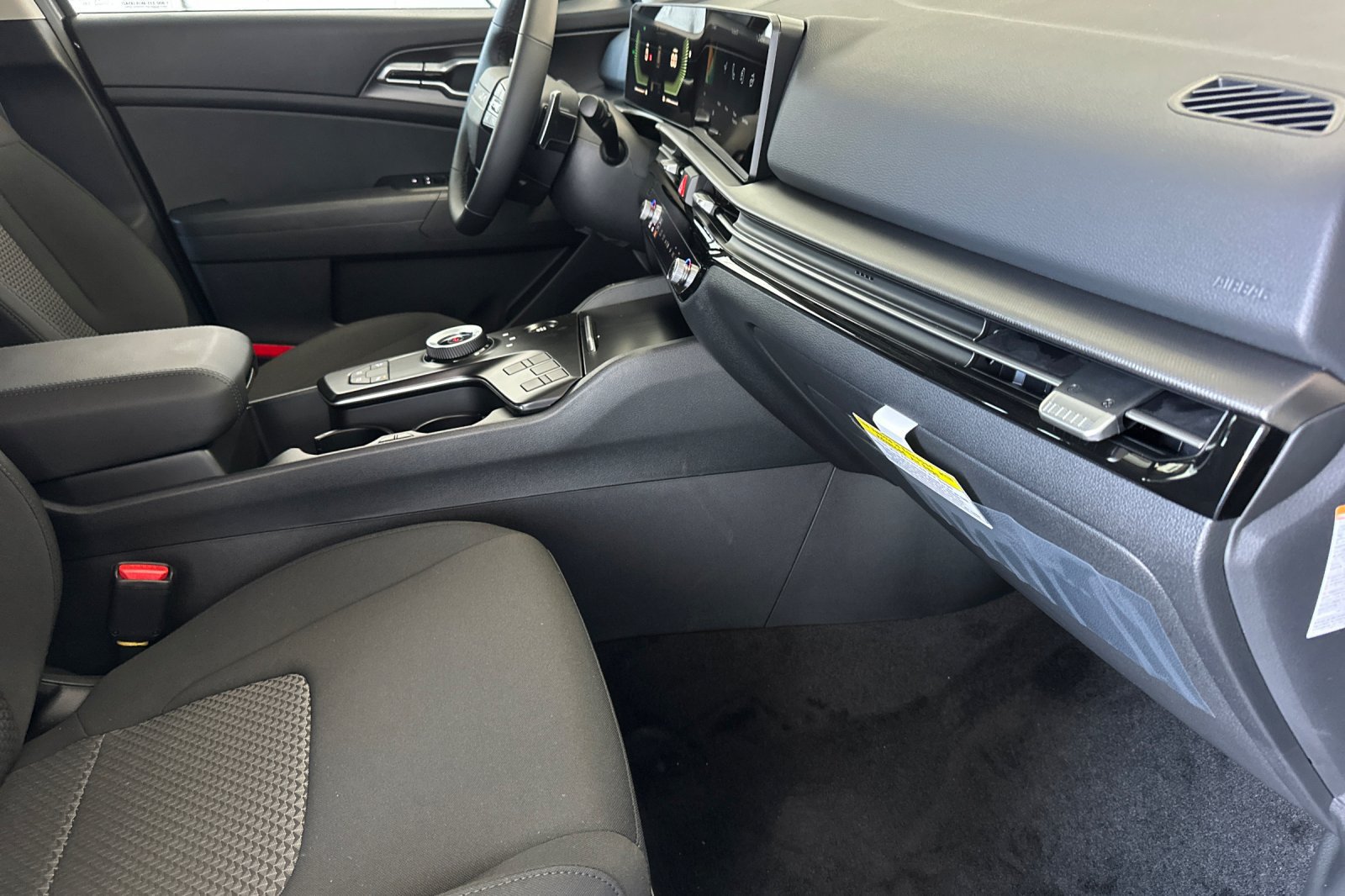 New 2027 Kia Sportage LX FWD image 16