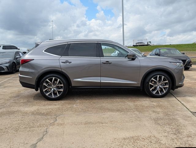 Certified 2023 Acura MDX FWD w/ Technology Package image 8