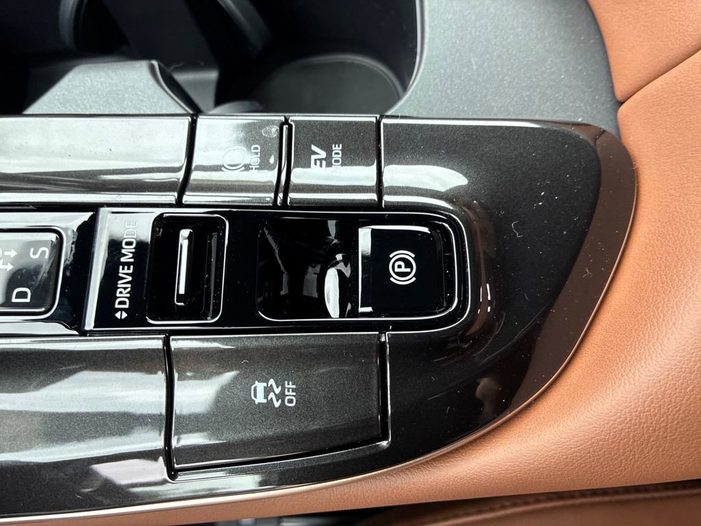 New 2026 Toyota Crown Signia image 36