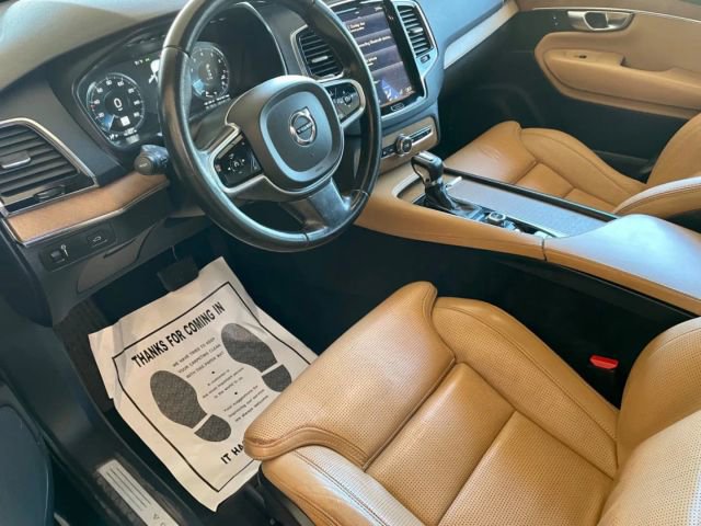 Used 2017 Volvo XC90 T6 Inscription w/ Vision Package image 12