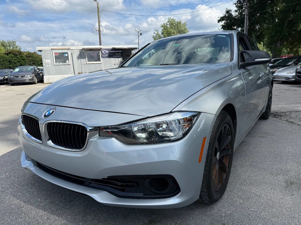 Used 2016 BMW 320i Sedan