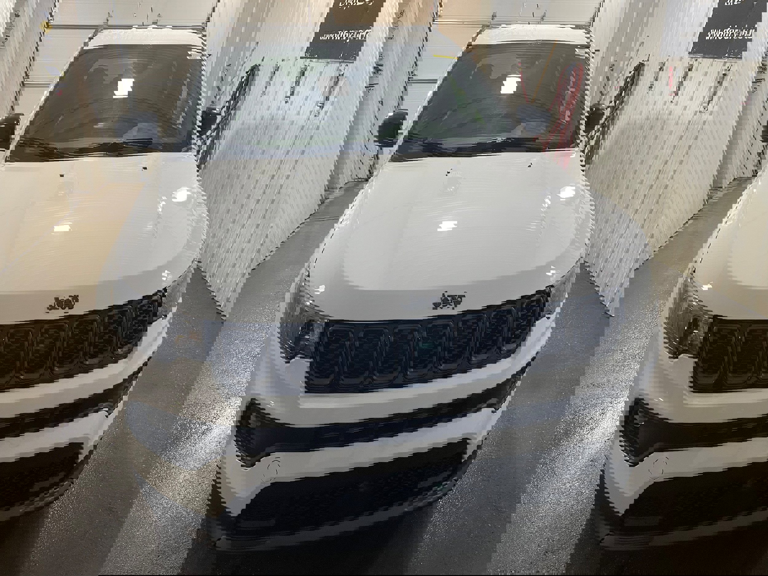 New 2026 Jeep Compass Latitude image 3