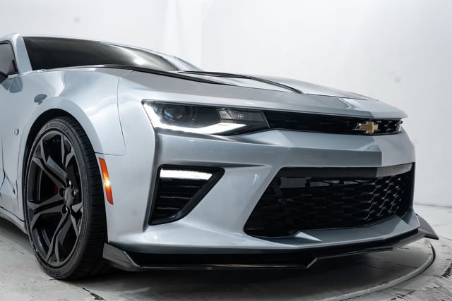 Used 2017 Chevrolet Camaro SS image 14